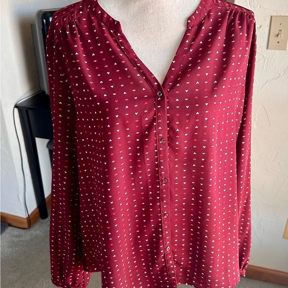 LC Lauren Conrad Tops - ❤️💋 Lauren Conrad - Women's Patterned Button-Up Blouse - Size: XL